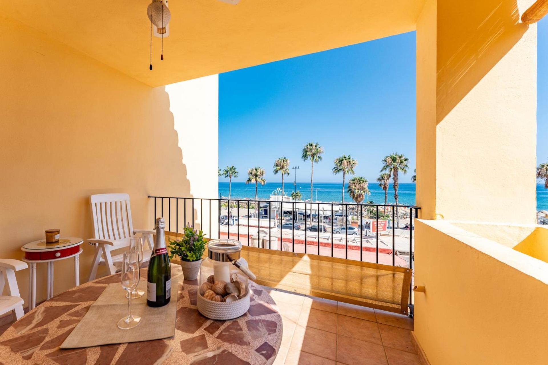 Malagasuite Las Palmeras Torremolinos Exterior foto