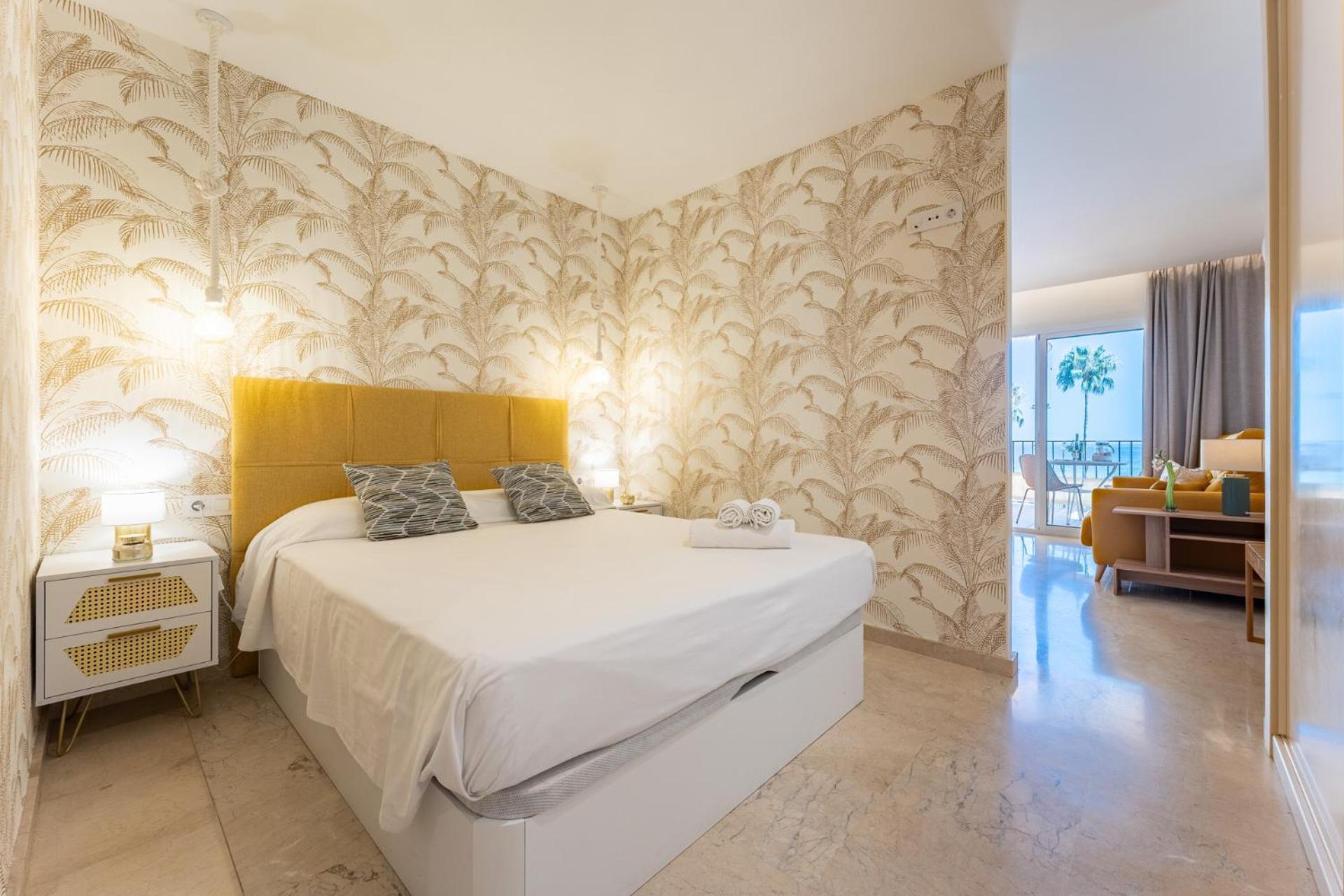 Malagasuite Las Palmeras Torremolinos Exterior foto