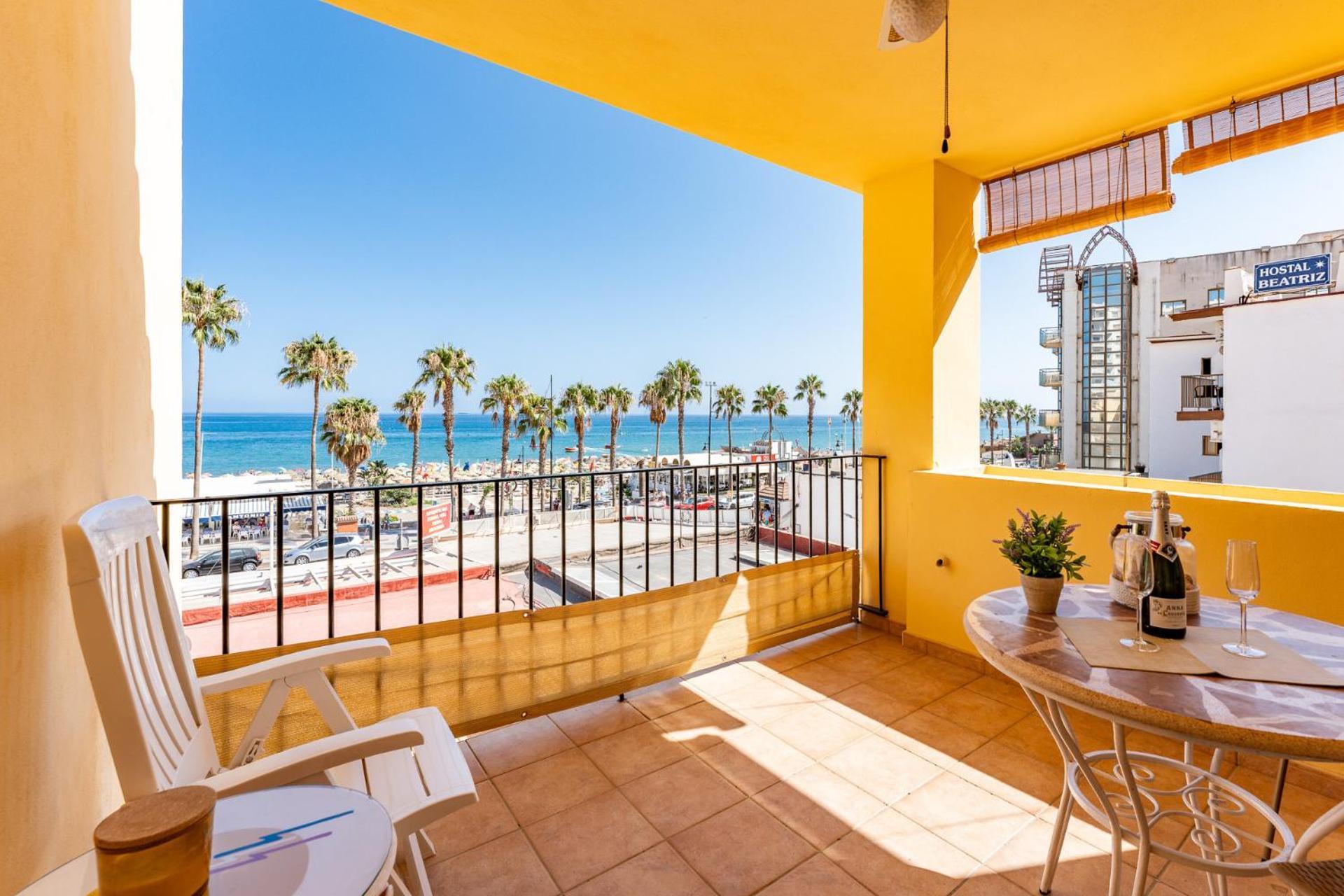 Malagasuite Las Palmeras Torremolinos Exterior foto